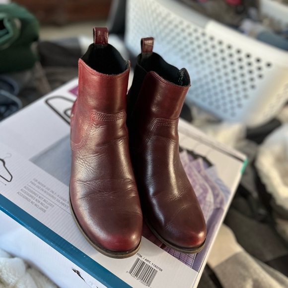 UGG Leather Ankle Booties - Picture 8 of 8